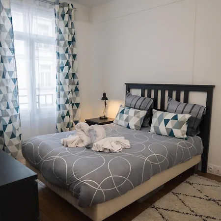 Élégant 1BDR Edge Of Seine Paris 16 Apartment