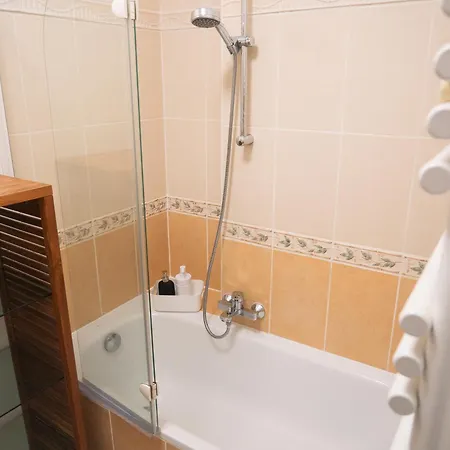 Élégant 1BDR Edge Of Seine Paris 16 Apartment